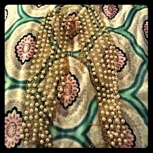 Pearl chain metal top